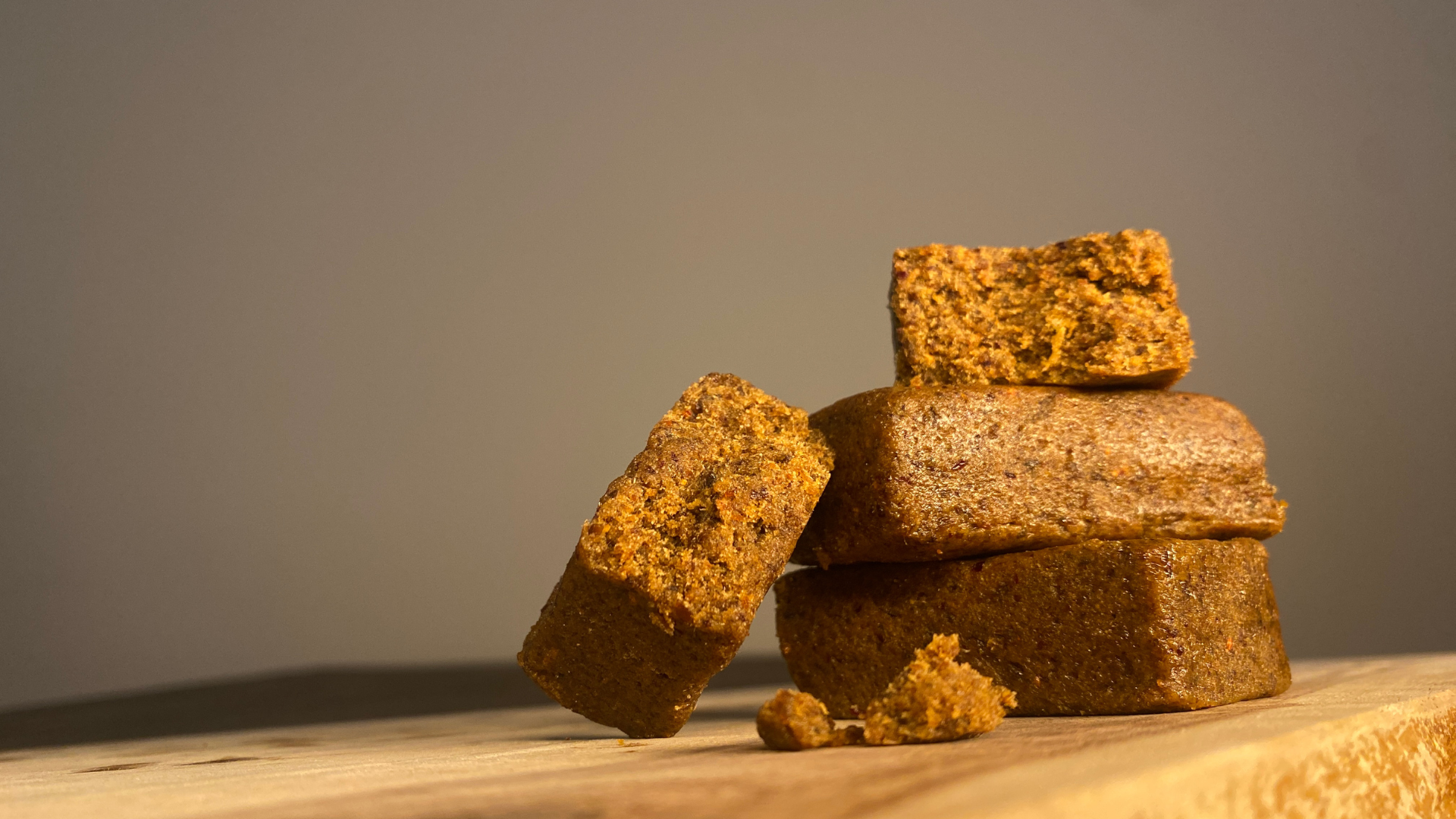 What is a Grass-Fed Beef Protein Bar?